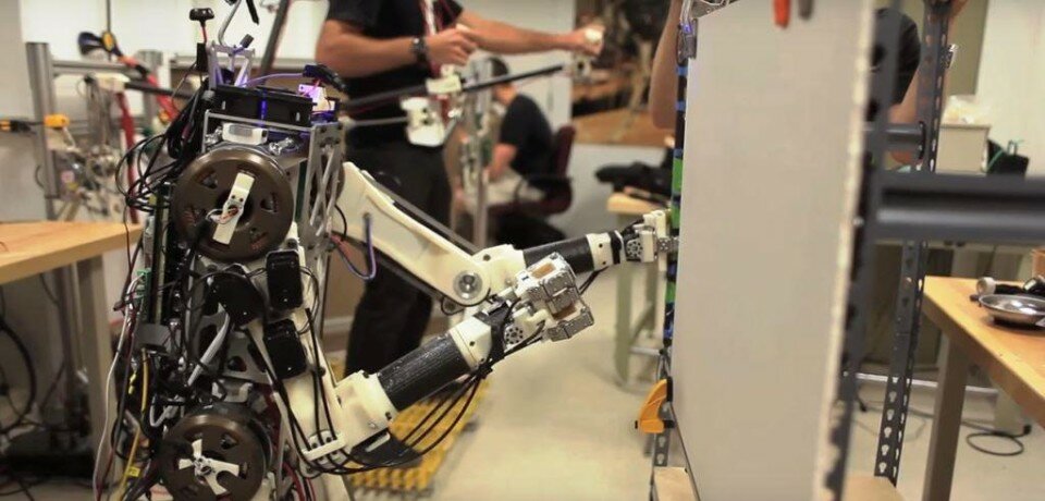 HERMES: Robot with Reflexes like Human